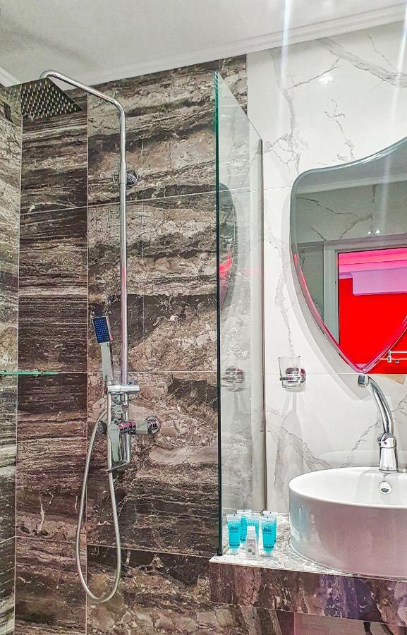 Bed and Breakfast House Blerina Сарті Екстер'єр фото