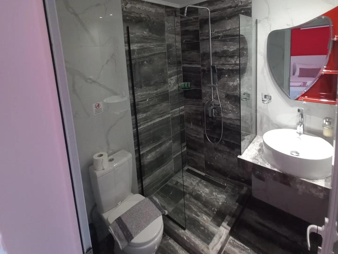 Bed and Breakfast House Blerina Сарті Екстер'єр фото